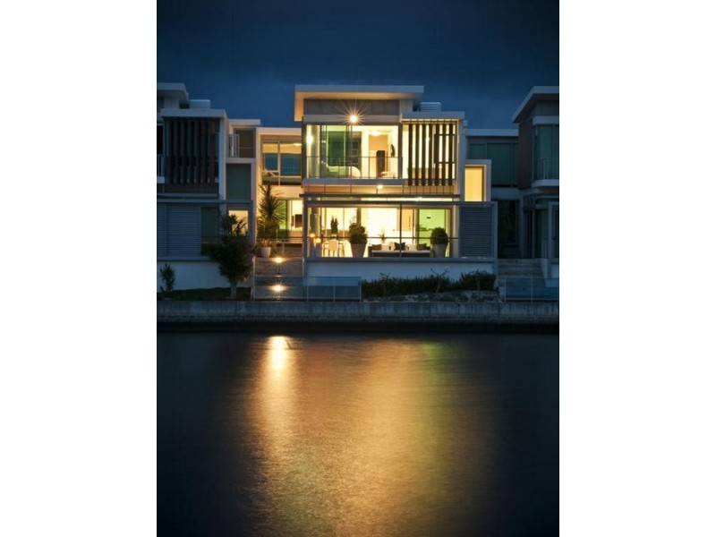 8103 Ephraim Island, Promontory Precinct, Paradise Point QLD 4216