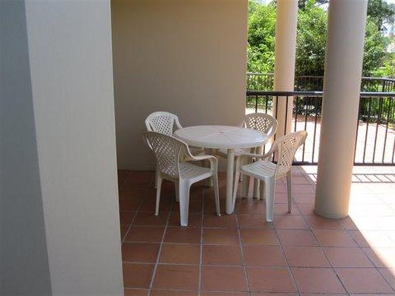 11 Sunset Island Resort. 3 Sunset Boulevard, Surfers Paradise QLD 4217