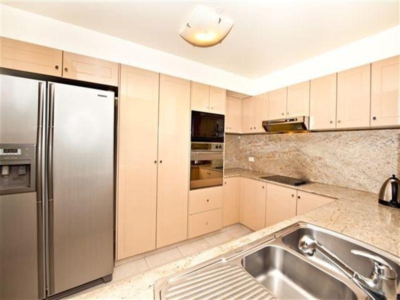 3504 Crown Towers. 5 Palm Avenue, Surfers Paradise QLD 4217