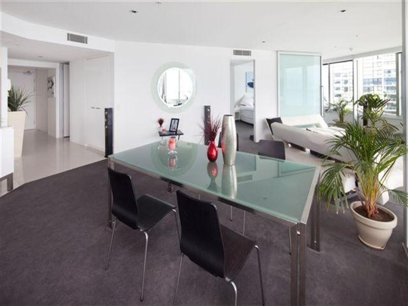 3104 Q1. 9 Hamilton Avenue, Surfers Paradise QLD 4217