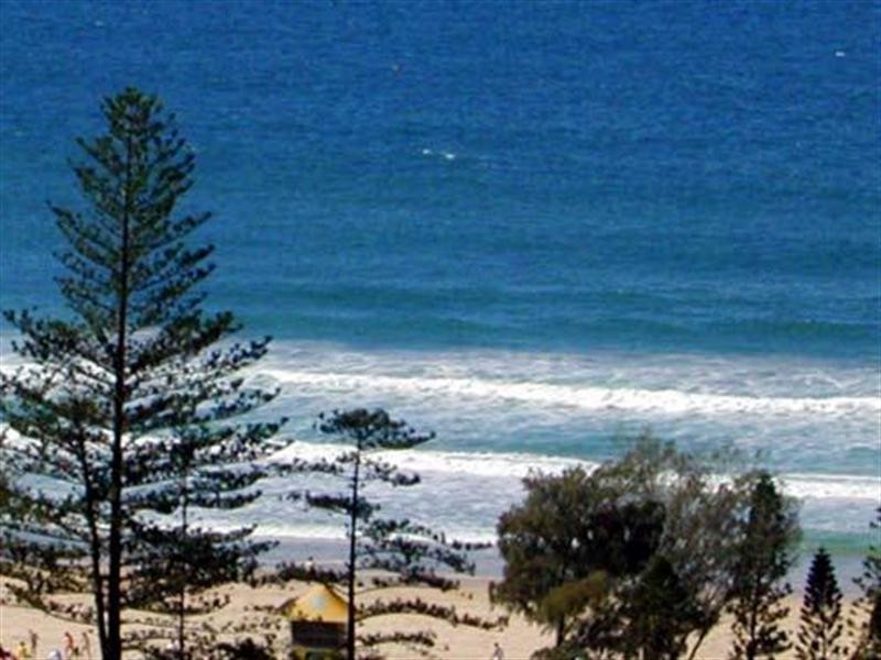 23 Ferny Avenue, Surfers Paradise QLD 4217