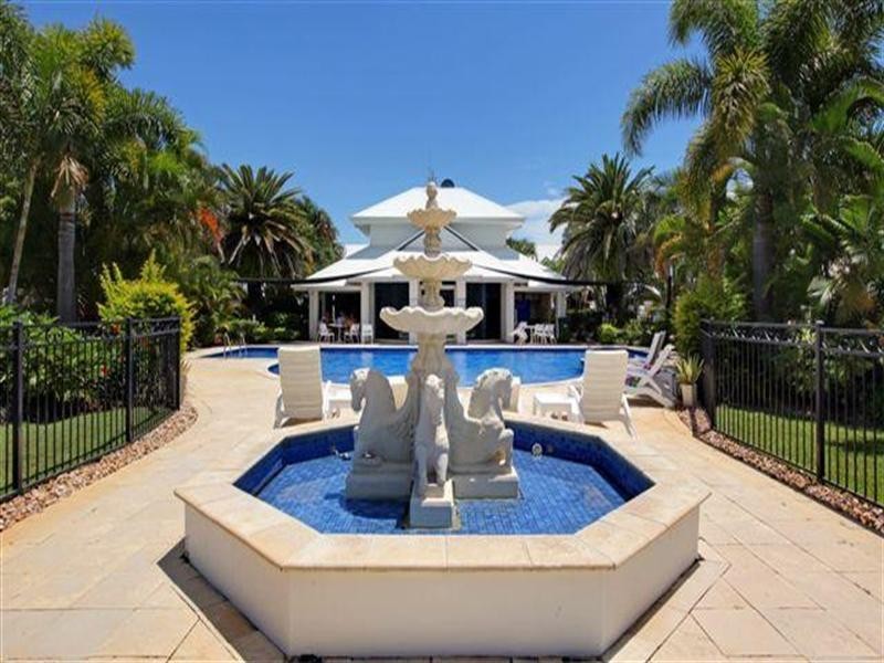 4 Raffles On Capri. 103 Salerno Street, Surfers Paradise QLD 4217