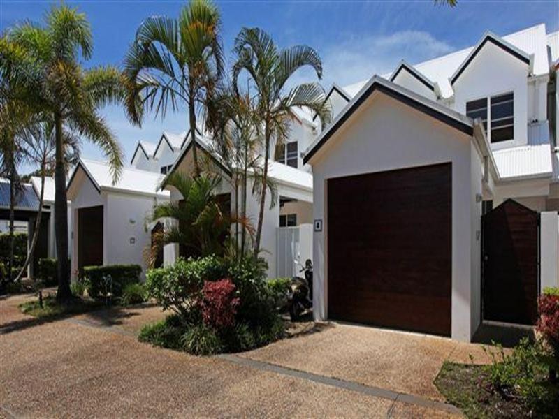 4 Raffles On Capri. 103 Salerno Street, Surfers Paradise QLD 4217