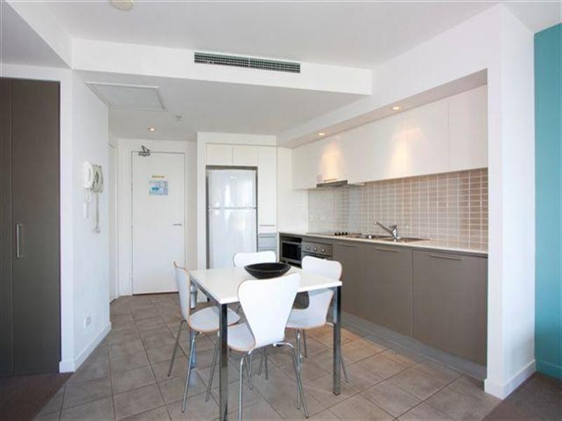 903 Artique.18 Enderley Avenue, Surfers Paradise QLD 4217