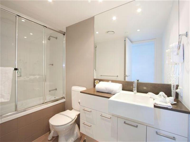 903 Artique.18 Enderley Avenue, Surfers Paradise QLD 4217