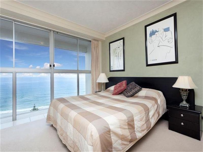 Burleigh Heads QLD 4220