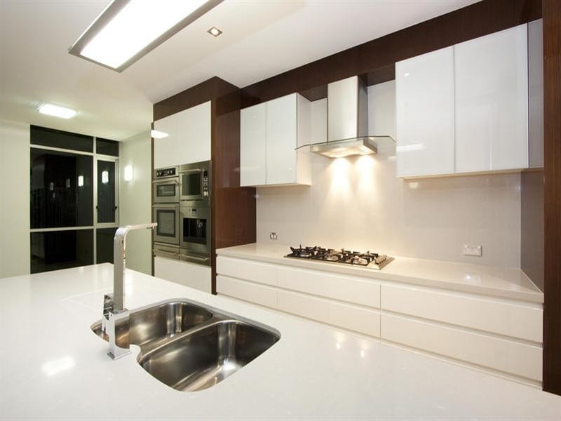 4 & 5 Modena On Chevron, 47 Darrambal Street, Chevron Island QLD 4217