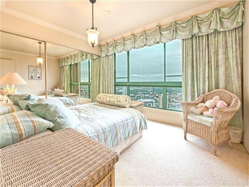 5 Palm Avenue, Surfers Paradise QLD 4217