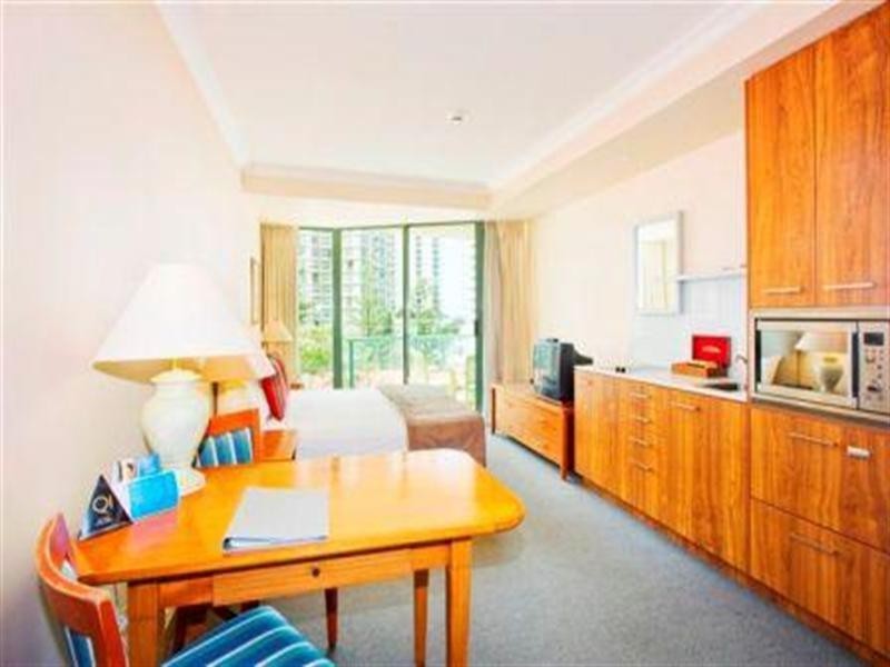 1309/1310 Legends Gold Coast. 25 Laylock Street, Surfers Paradise QLD 4217