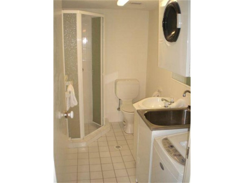 43 Cypress Avenue, Surfers Paradise QLD 4217