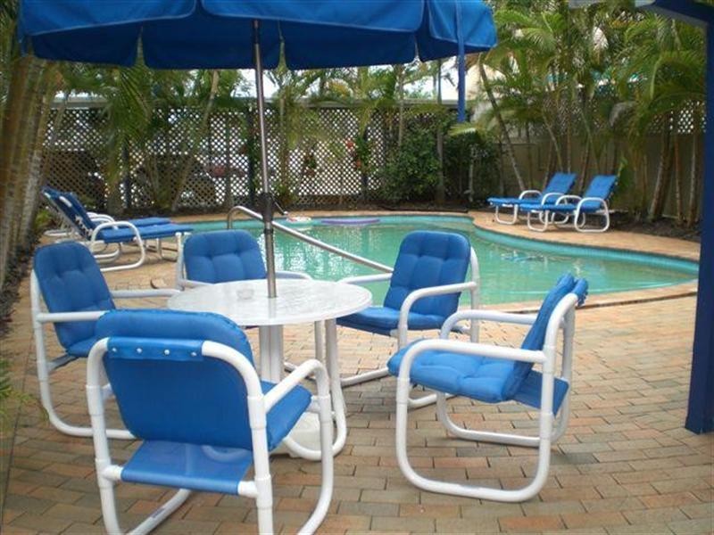 43 Cypress Avenue, Surfers Paradise QLD 4217