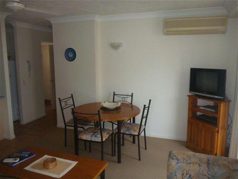 93 Old Burleigh Road, Surfers Paradise QLD 4217