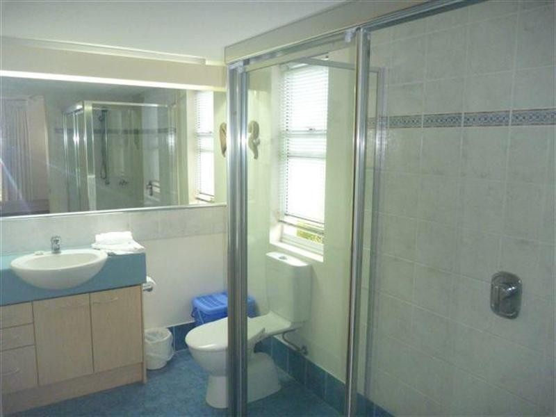 93 Old Burleigh Road, Surfers Paradise QLD 4217