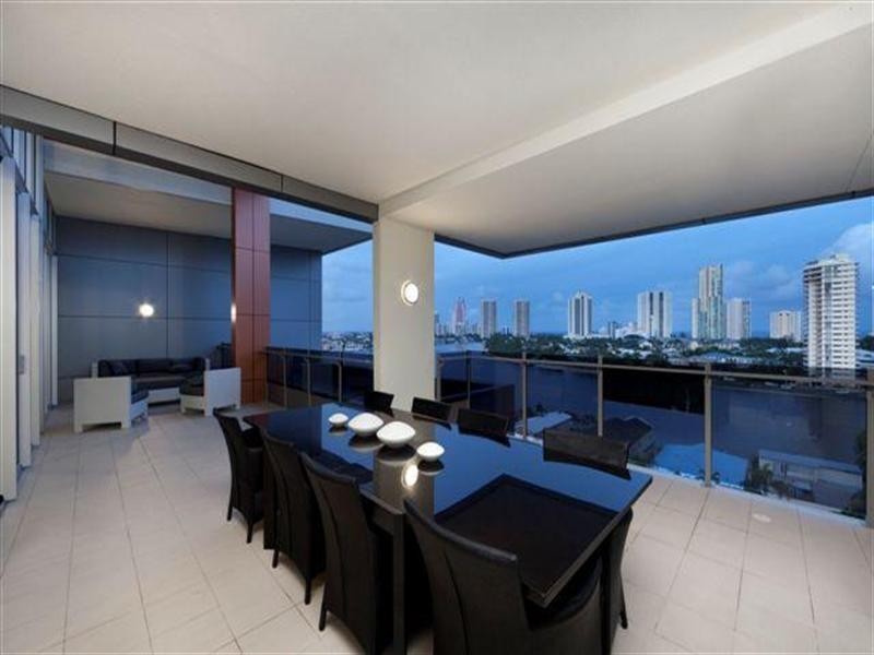 63 Modena On Chevron, 47 Darrambal Street, Chevron Island QLD 4217