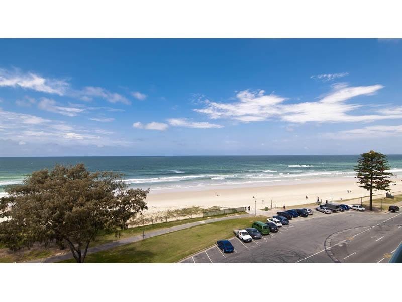 11 The Waterford On Main Beach, 3482 Main Beach Parade, Main Beach QLD 4217