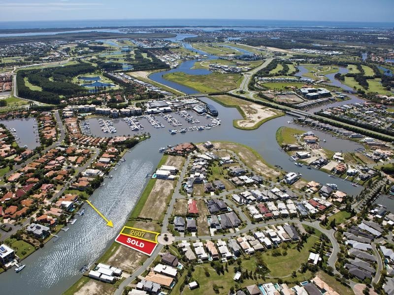 2606 &2607 Gracemere Cct North, Hope Island QLD 4212