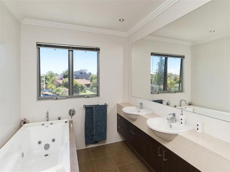 3/10 Pisa Court, Surfers Paradise QLD 4217