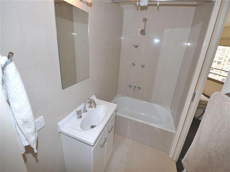 8 Trickett Street, Surfers Paradise QLD 4217