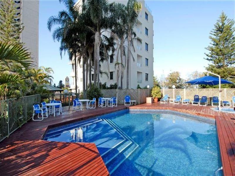 8 Trickett Street, Surfers Paradise QLD 4217