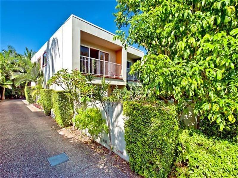 7 Sunset Boulevard, Surfers Paradise QLD 4217