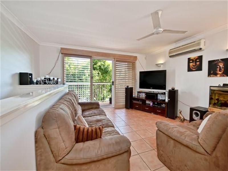 7 Sunset Boulevard, Surfers Paradise QLD 4217