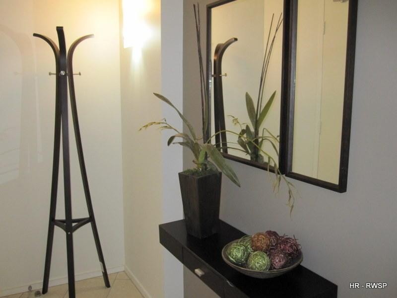 23 Ferny Avenue, Surfers Paradise QLD 4217