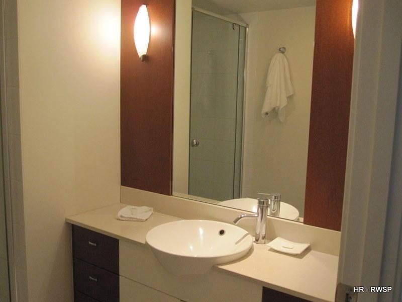 23 Ferny Avenue, Surfers Paradise QLD 4217