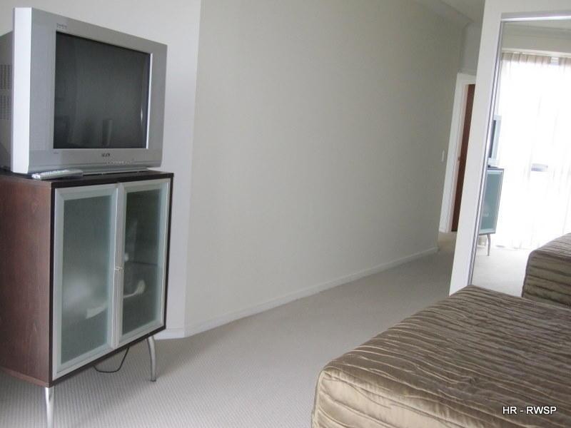 23 Ferny Avenue, Surfers Paradise QLD 4217