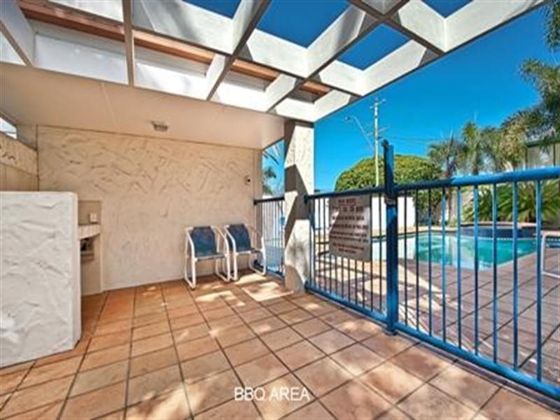 17 Seabay.3 Norman Street, Southport QLD 4215