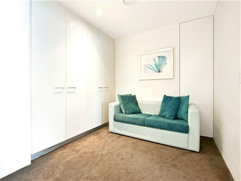 1333 Circle On Cavill.9 Ferny Avenue, Surfers Paradise QLD 4217