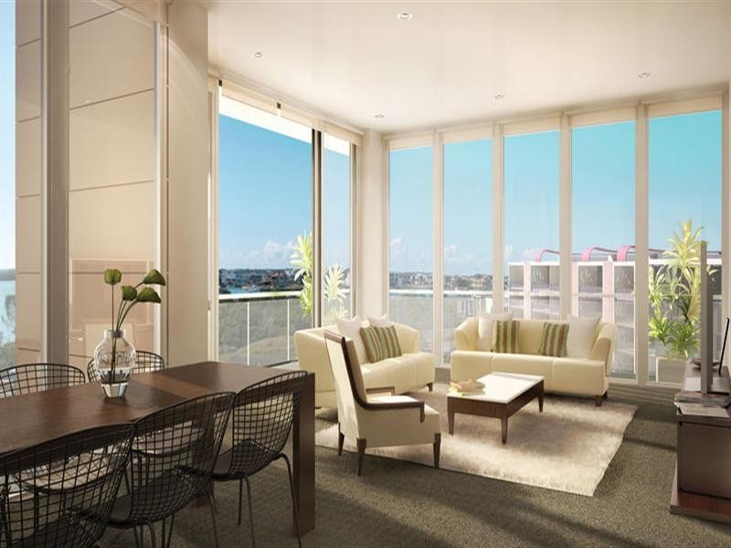 1302 17 Killowill Avenue, Paradise Point QLD 4216