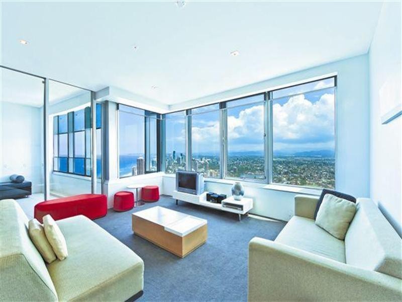 9 Hamilton Avenue, Surfers Paradise QLD 4217