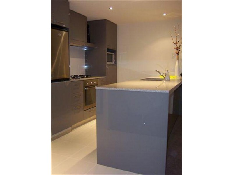 4 Wahroonga Place, Surfers Paradise QLD 4217