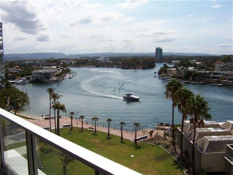 4 Wahroonga Place, Surfers Paradise QLD 4217