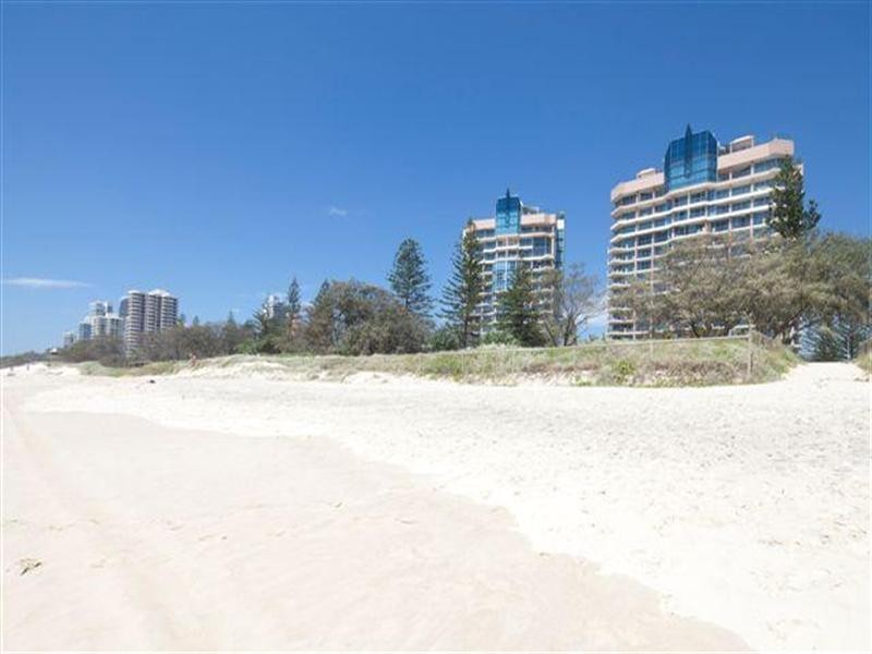 71 Oceana On Broadbeach, 100 Old Burleigh Road, Broadbeach QLD 4218