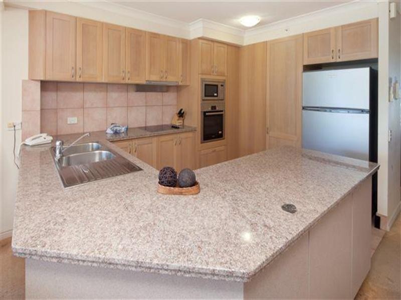 71 Oceana On Broadbeach, 100 Old Burleigh Road, Broadbeach QLD 4218