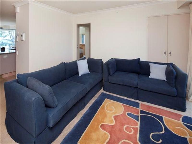 71 Oceana On Broadbeach, 100 Old Burleigh Road, Broadbeach QLD 4218