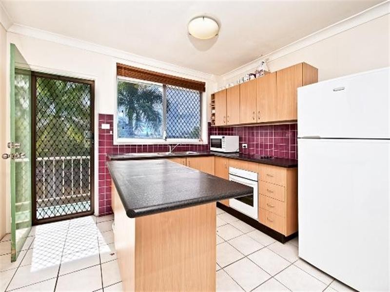 42 Monaco Street, Surfers Paradise QLD 4217
