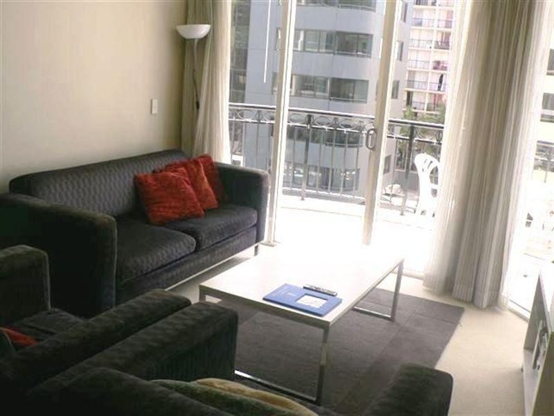 23 Ferny Avenue, Surfers Paradise QLD 4217