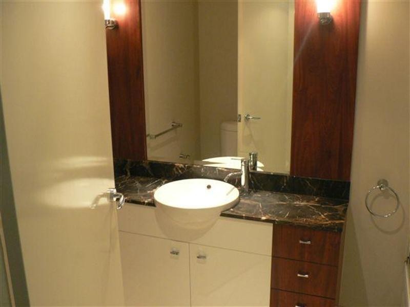 23 Ferny Avenue, Surfers Paradise QLD 4217