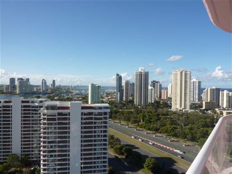 Main Beach QLD 4217