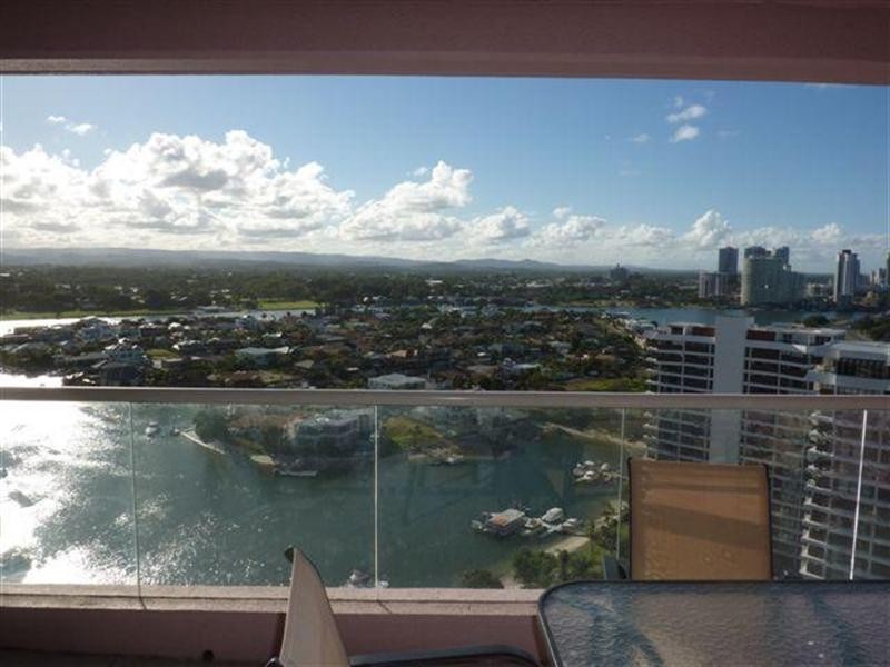 Main Beach QLD 4217