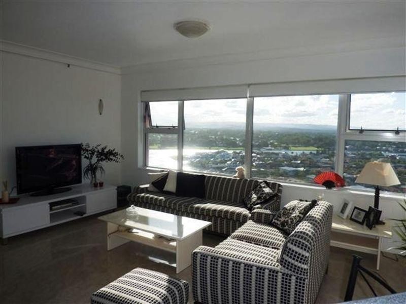 Main Beach QLD 4217