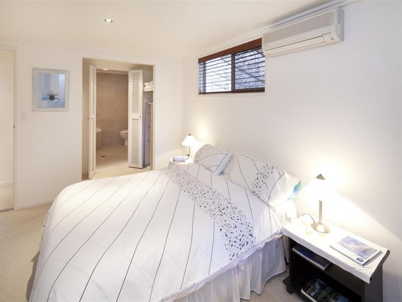 38 Gibraltar Drive, Isle Of Capri QLD 4217