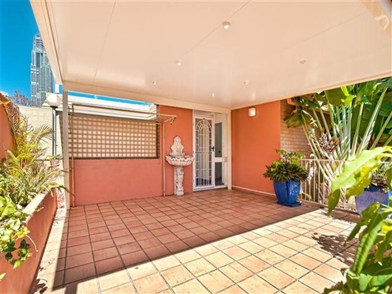 12 The Town House. 11 Peninsular Drive, Surfers Paradise QLD 4217