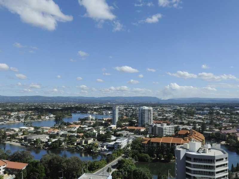 30 Laycock Street, Surfers Paradise QLD 4217