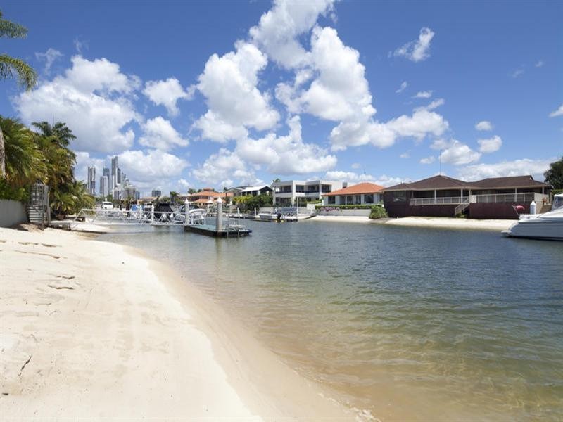 24 Seafarer Court, Surfers Paradise QLD 4217