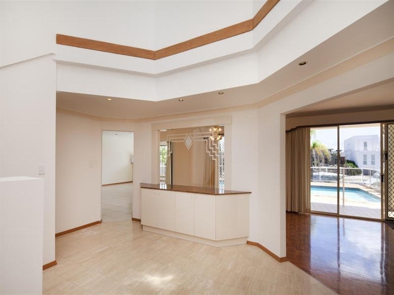 24 Seafarer Court, Surfers Paradise QLD 4217