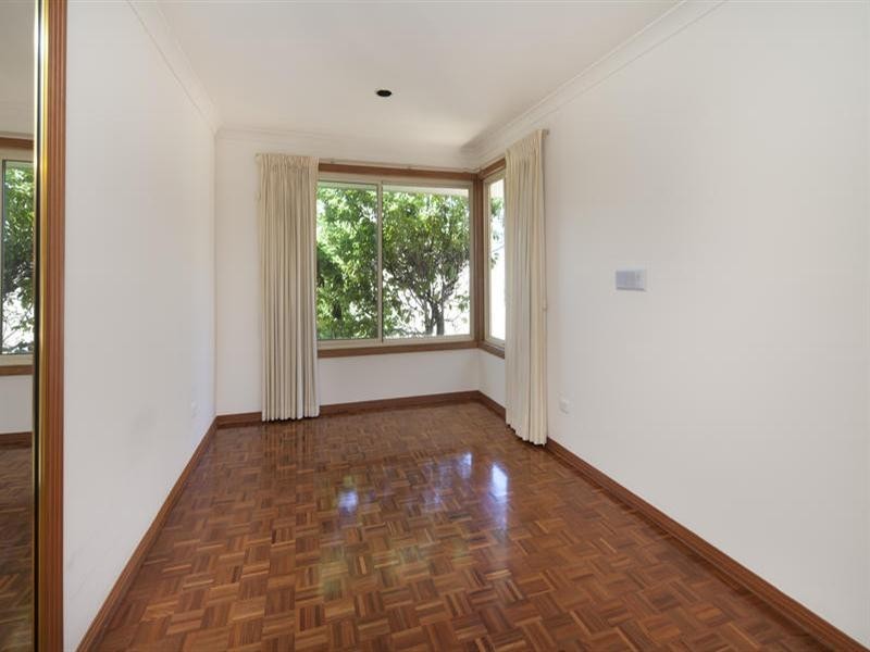 24 Seafarer Court, Surfers Paradise QLD 4217