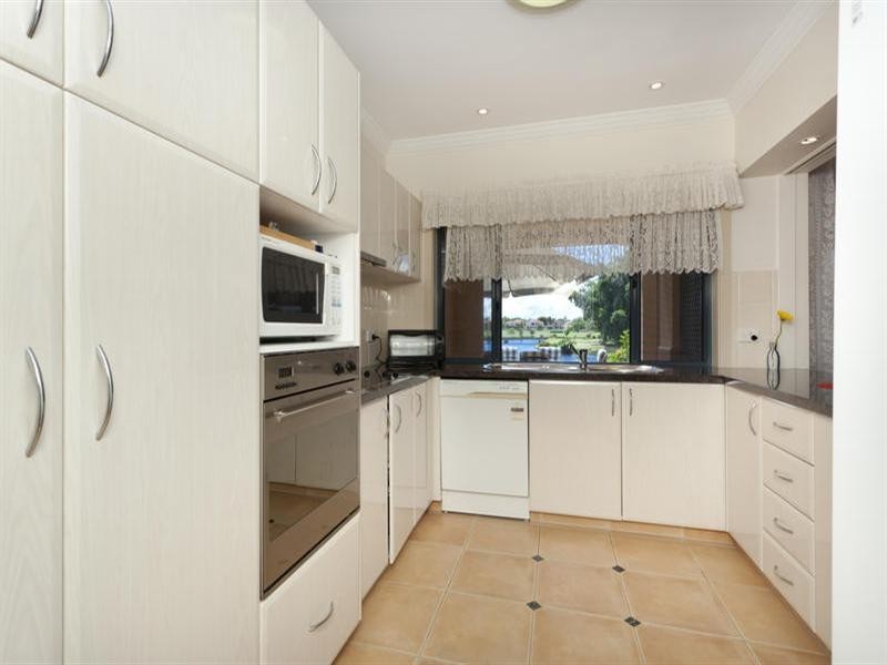 32 Lake Hills, 117 Palm Meadows Drive, Carrara QLD 4211